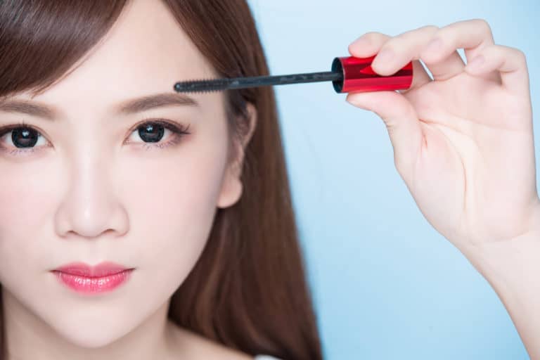 Best Mascara for Asian Lashes