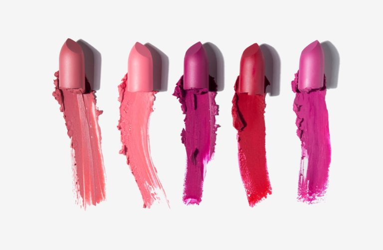 How To Turn Eyeshadow Into Lipstick